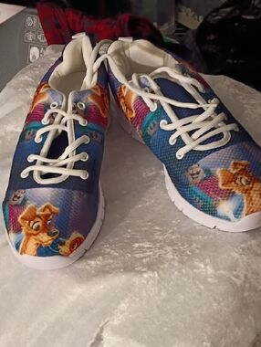 Disney Women's Blue Multicolor Cartoon-Print Lace-Up Sneakers